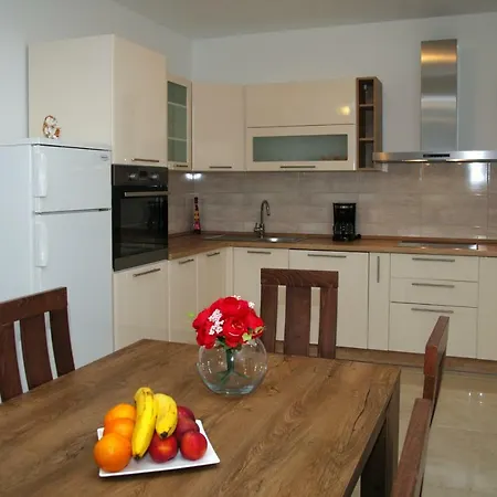 Tatil Evi Luka Zadar