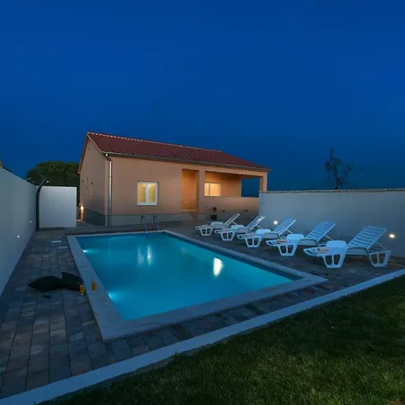 Luka Tatil Evi Zadar